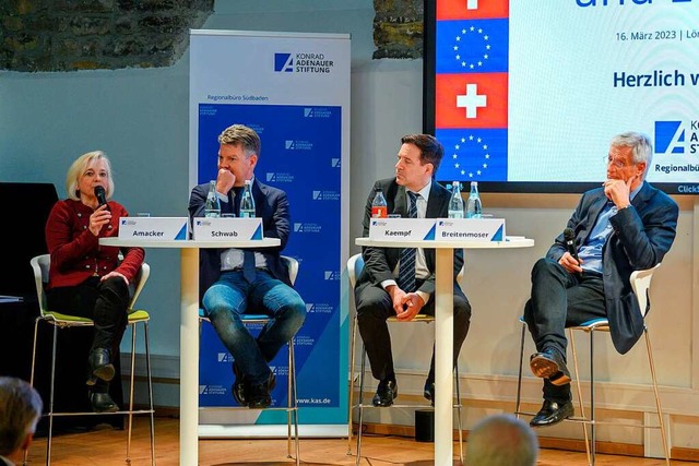 Diskussion des Regionalbros Sdbaden ...opa&quot; im Alten Wasserwerk Lrrach.  | Foto: Ansgar Taschinski