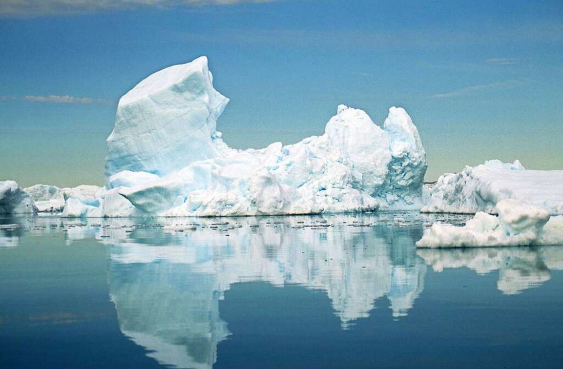 Weiße Giganten in der Diskobucht: Die ...hrumpfenden Gletscher Sermeq Kujalleq.  | Foto: Peter Prokosch/GRID-Arendal