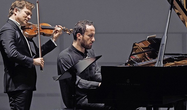 Pianist Igor Levit, hier mit Renaud Capucon, ist nun Teil des  Leitungsteams  | Foto: studio visuell photography