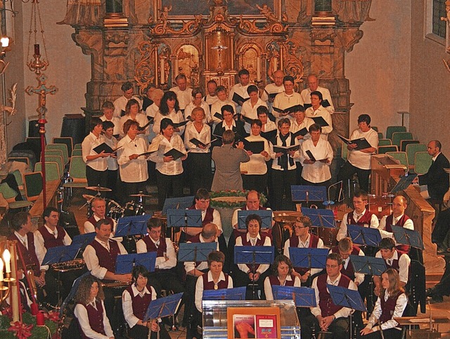 Seit Jahrzehnten treiben Kirchenchor u...zkonzerte, wie unser Archivbild zeigt.  | Foto: Birgit Rde