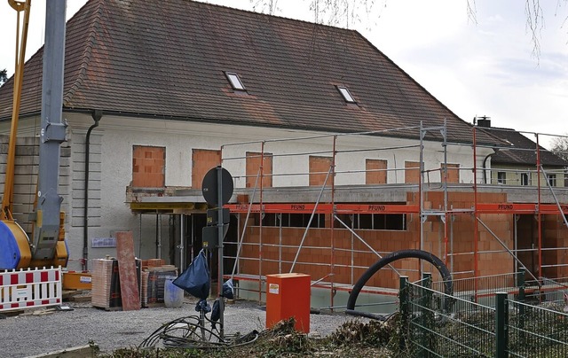 Die denkmalgeschtzte Turnhalle von Rhina wird saniert.  | Foto: Michael Gottstein