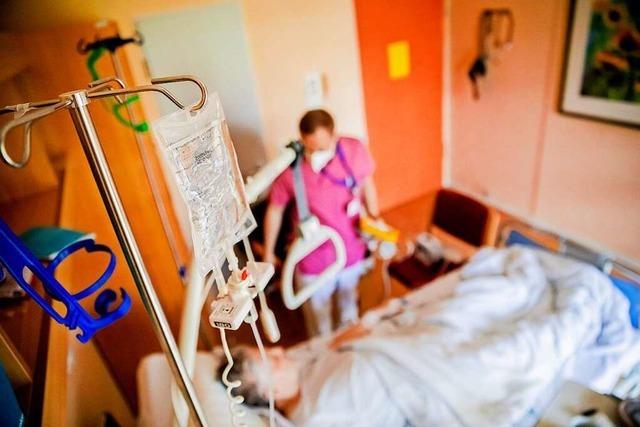 Eine Pflegerin aus Lahr berichtet von berstunden, Personalnot und fehlender Zeit fr Patienten