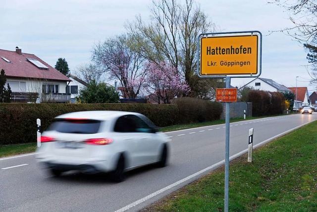 Das kleine Hattenhofen steht unter Schock  | Foto: Julian Rettig (dpa)