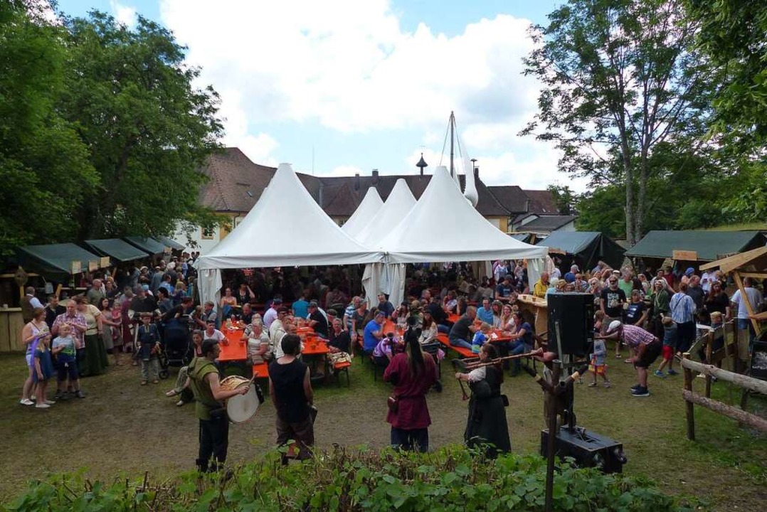 2011 hat  in Riedern  erstmals ein Mittelaltermarkt stattgefunden.  | Foto: suedkurier