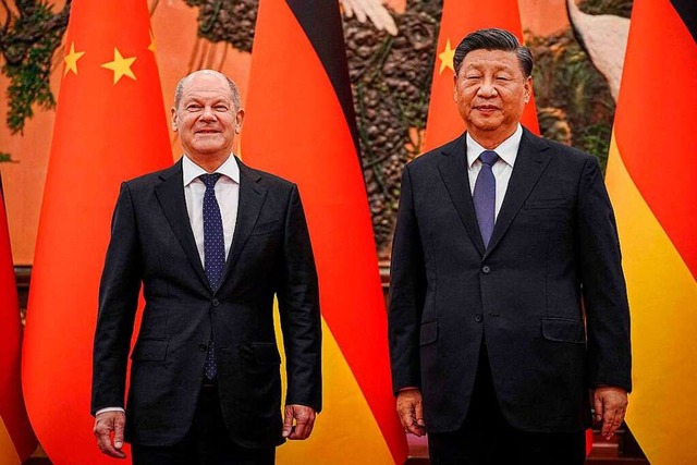 Scholz und Xi bei einem Treffen in Peking im November.  | Foto: KAY NIETFELD (AFP)