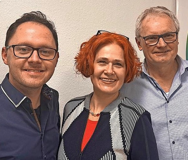 Florian Bischof (links), Sandra Stiller-Knittel und Hans Vgtlin  | Foto: Verein