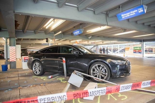 Autofahrer verletzt am Flughafen Kln/Bonn fnf Menschen
