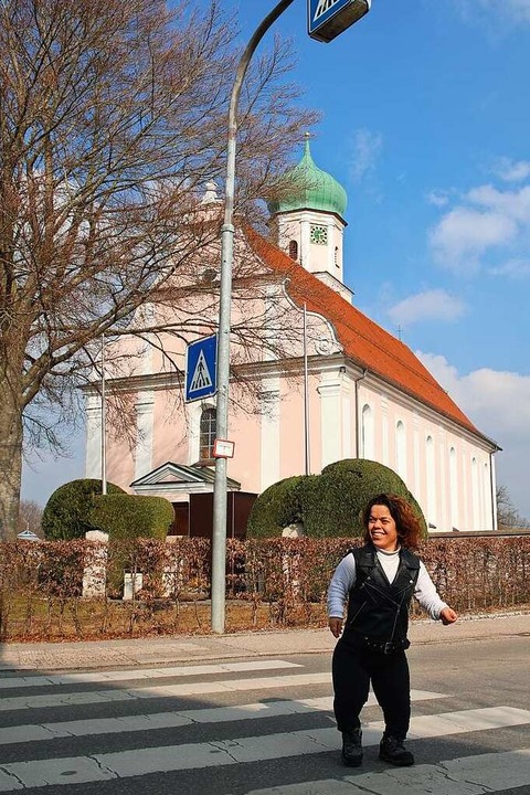 Halima Hamo in der Freiheit &#8211; in ihrer neuen Heimat Oberschwaben  | Foto: Johannes Reichert