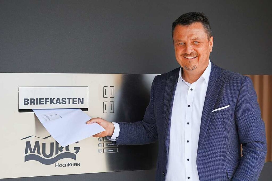Der Brgermeister bewirbt sich wieder:... frs Amt des Brgermeisters von Murg.  | Foto: Hans-Jrgen Sackmann