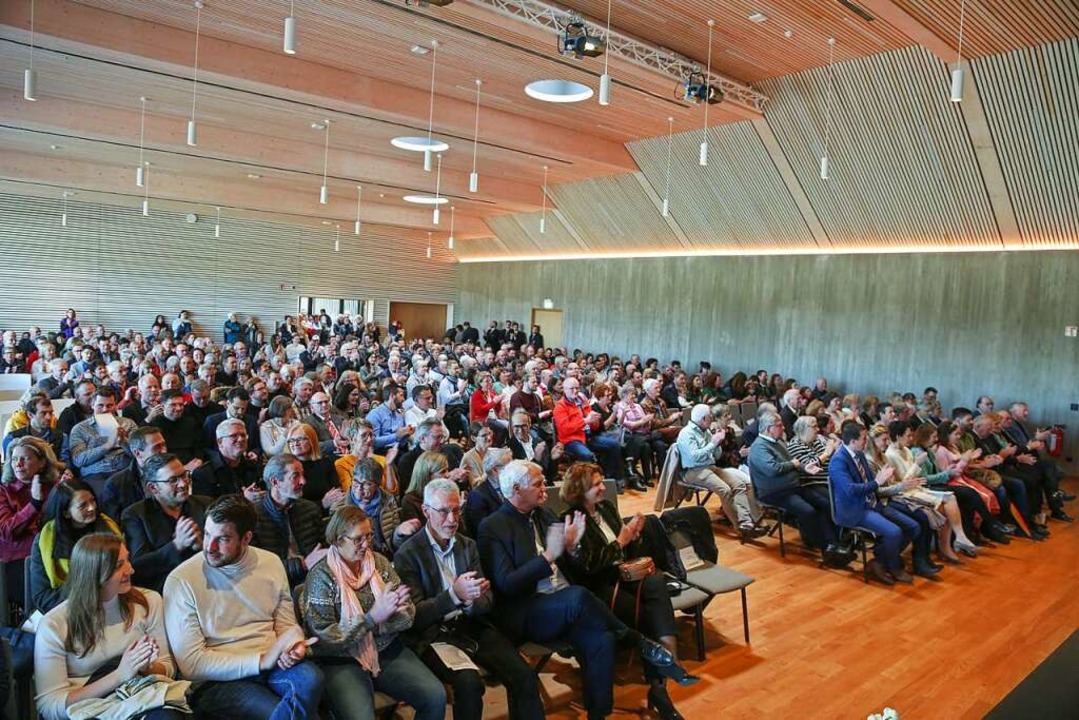 450 Gste waren zur Einweihung gekommen.  | Foto: Sandra Decoux