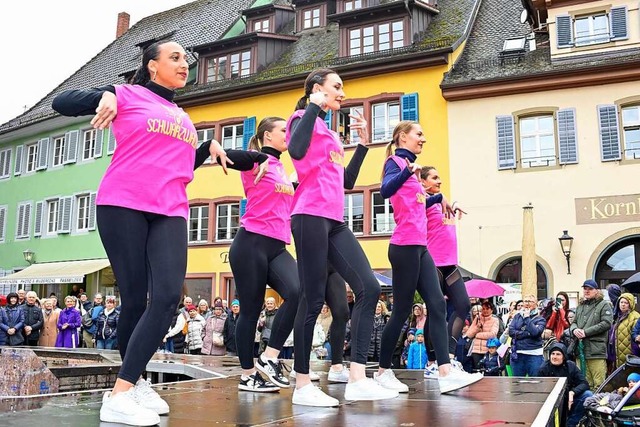 Tanz, Modenschau, Brautmoden und viele...beim Verkaufsoffenen Sonntag zu sehen.  | Foto: Bernhard Seitz