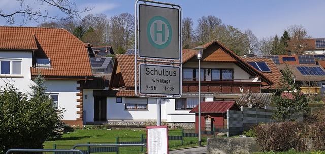 Die Bushaltestelle an der Niederhofer ...er Mobilittsstation ausgebaut werden.  | Foto: Michael Gottstein