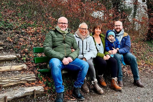 Familie Meier freut sich auf die neue ...lvia, Evelyne, Gian und Dimitri Meier.  | Foto:  Ursula Ortlieb