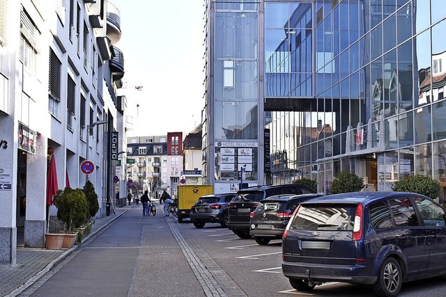 Die Kapuzinerstrae soll umgestaltet w...erein uert nun Kritik an den Plnen.  | Foto: Horatio Gollin