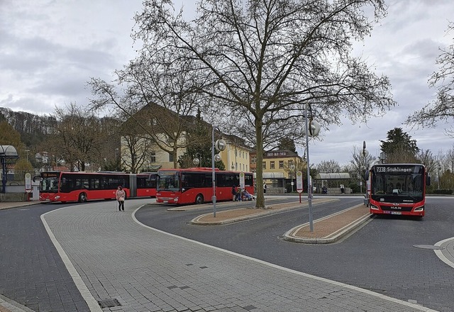 Der Busbahnhof Waldshut ist seit Jahre...tlerweile hat sich die Lage beruhigt.   | Foto: Peter Rosa