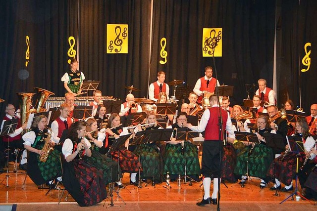 Das gesamte Orchester der Stadtmusik S...bot ein beeindruckendes Jahreskonzert.  | Foto: Sonja Niederer
