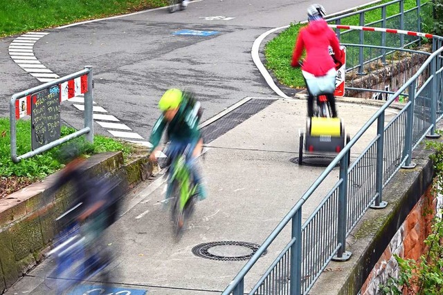 Die Plne zum Radschnellweg werden in Gundelfingen unterschiedlich bewertet.   | Foto: Thomas Kunz