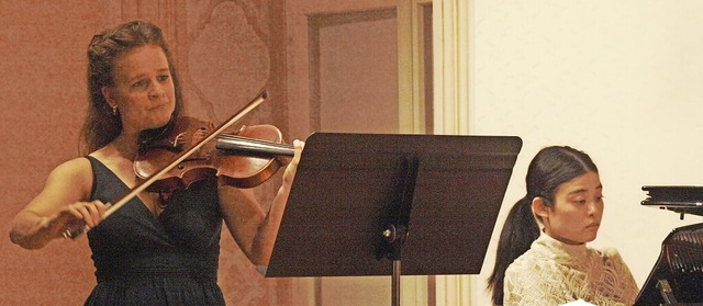 Mit dem Preistrgerkonzert von Geigeri...er Saisonauftakt auf Schloss Bonndorf.  | Foto: Karin Stckl-Steinebrunner