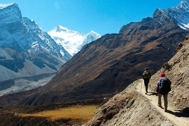 Seit April mssen Wanderer in Nepal ei...rgfhrer oder Gepcktrger engagieren.  | Foto: Florian Sanktjohanser