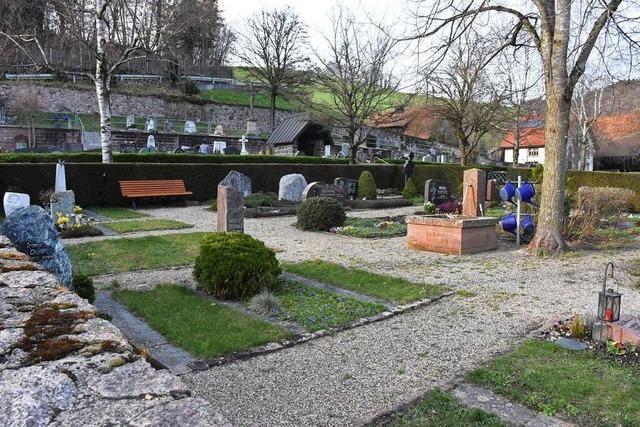 Umgestaltung des Friedhofs Stegen-Eschbach soll günstiger werden