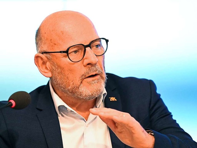 Landesverkehrsminister Winfried Herman...nschen in Baden-Württemberg unbekannt. | Foto: Bernd Weißbrod (dpa) Landesverkehrsminister Winfried Herman...nschen in Baden-Württemberg unbekannt. | Foto: Bernd Weißbrod (dpa)