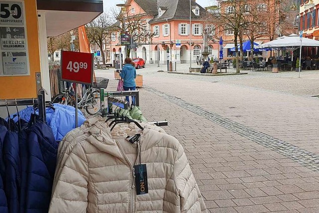 Waren werden nach wie vor in der Innen...eilweise aber auf verringerter Flche.  | Foto: Andr Hnig