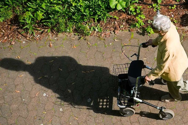 Neun von zehn Senioren sind laut einer...t dem Leben in Kenzingen. (Symbolbild)  | Foto: Sebastian Kahnert