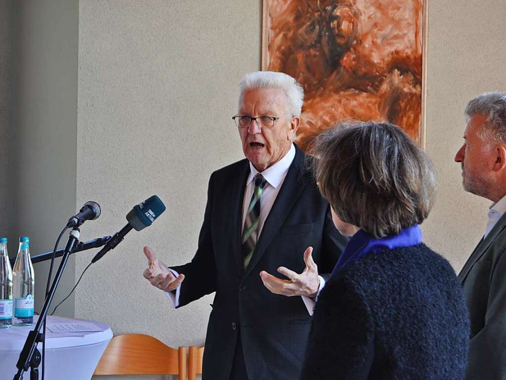 Ministerprsident Kretschmann besucht die Kapelle in Ried.