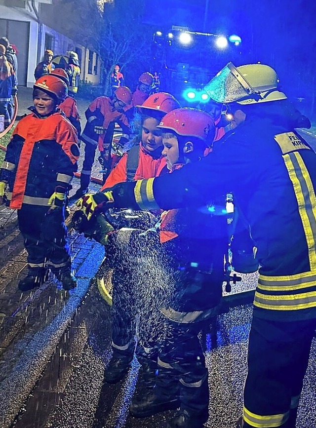 24 Stunden waren die Jugendfeuerwehren probeweise im Einsatz.  | Foto: Feuerwehr