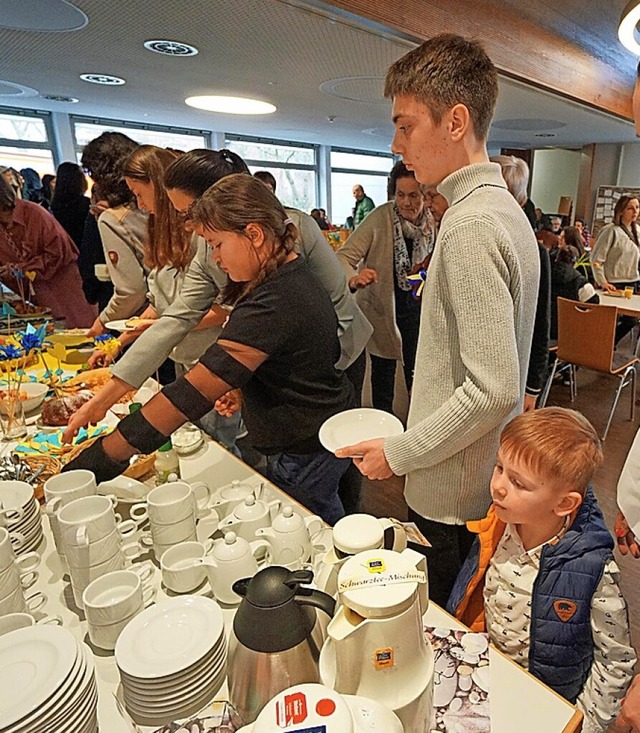 Zum Caf international gehrt   das B...ischen und Geflchteten bestckt wird.  | Foto: Freundeskreis Flchtlinge