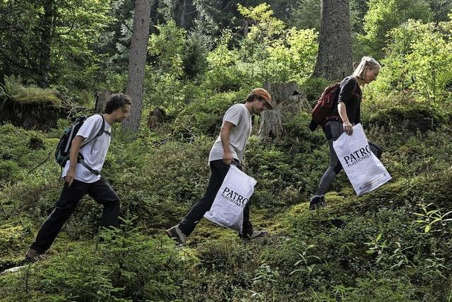 Mll sammeln whrend der Wanderung