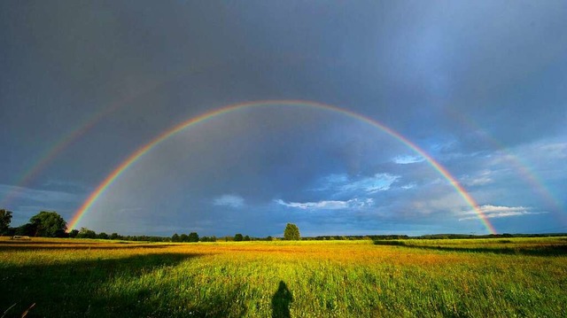 Ein Regenbogen ber der Insel Usedom.  | Foto: Stefan Sauer