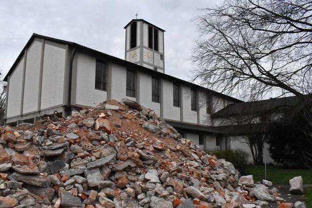 Die Lrracher Christuskirche wird zum Dienstleistungszentrum