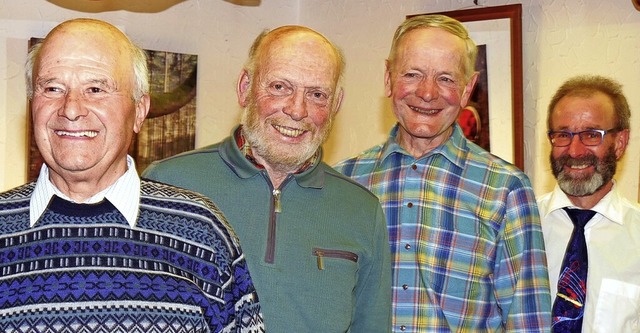 Geehrte Snger (von links): Stefan Kre...r, Eugen Ketterer und Manfred Kleiser.  | Foto: Chorgemeinschaft