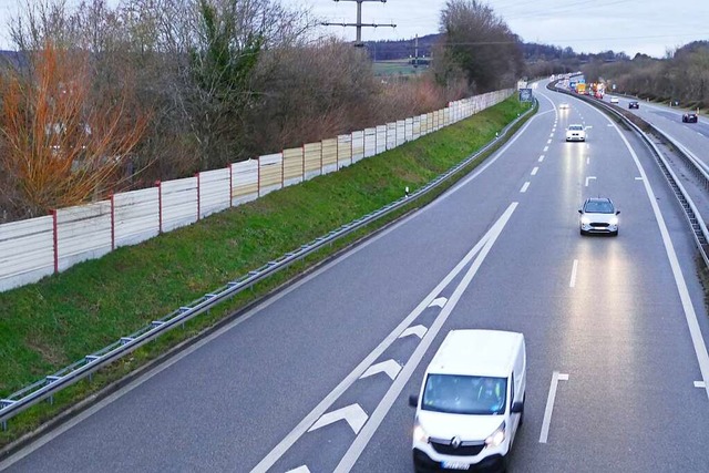 Hoffnung hat Brgermeister Schneucker,...schutzwand modernisiert werden knnte.  | Foto: Victoria Langelott