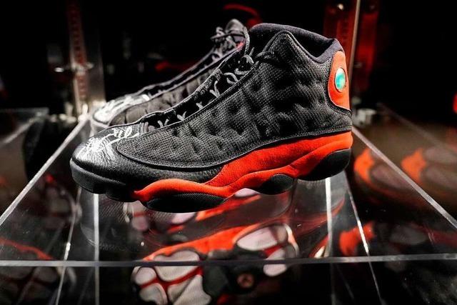 25 Jahre alte Sportschuhe bringen 2,2 Millionen Dollar – weil Michael Jordan sie trug