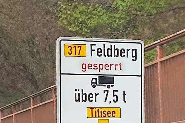 Vollsperrung der B317 am Feldberg verursacht große Umwege
