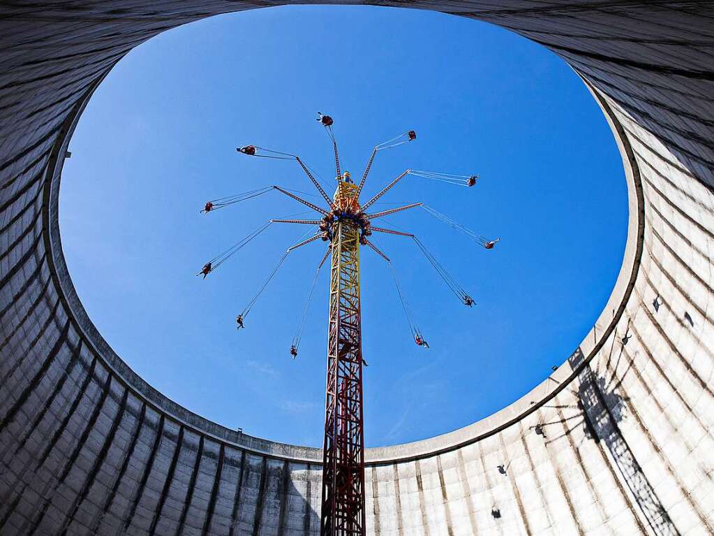 Daraus sollte mal ein Atomkraftwerk werden, doch das wurde nichts. Heute ist es das Wunderland Kalkar in Duisburg – unter anderem mit einem Kettenkarussell.