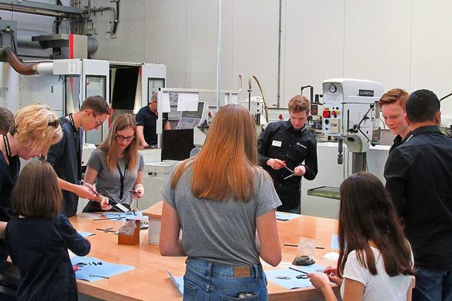 Interessierte knnen Ausbildungsmglic...nenlernen und  auch praktisch erleben.  | Foto: Veranstalter