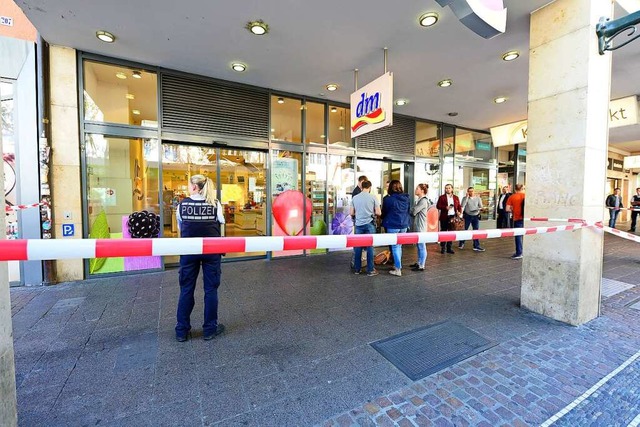 Polizei am Tatort in Freiburg im September 2019  | Foto: Ingo Schneider