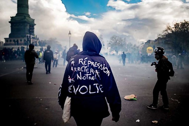 Die Proteste in Frankreich gehen wohl weiter.  | Foto: Gerard Cambon (dpa)