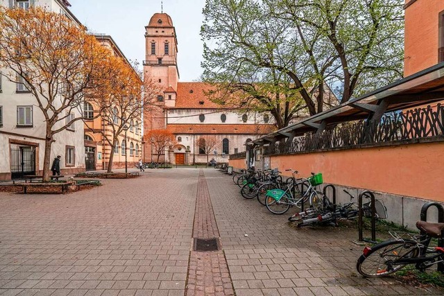 Der Platz Sainte-Madeleine soll durch Begrnung zur Frischeinsel werden.  | Foto: Anne Telw