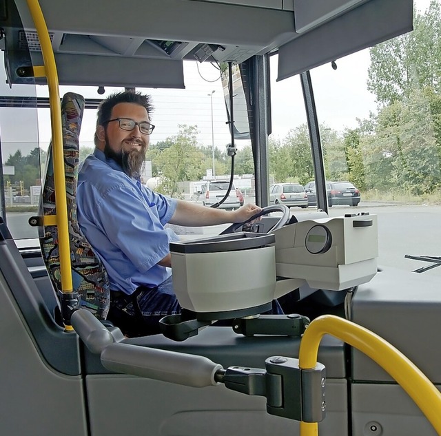 Busfahrer brauchen auch den Fhrersche...hrer &#8211; das ist teuer und dauert.  | Foto: autofocus67 - stock.adobe.com