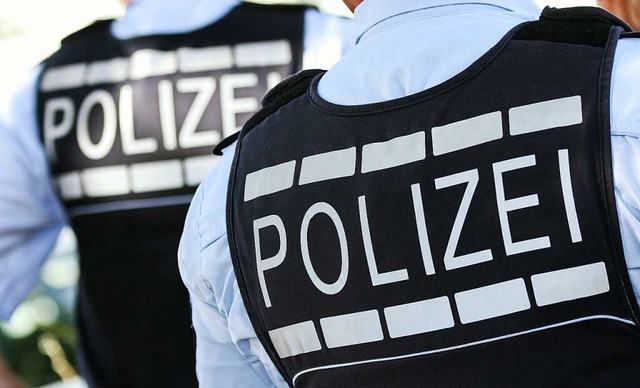 Die Polizei war in Krzell unterwegs.  | Foto: Silas Stein (dpa)
