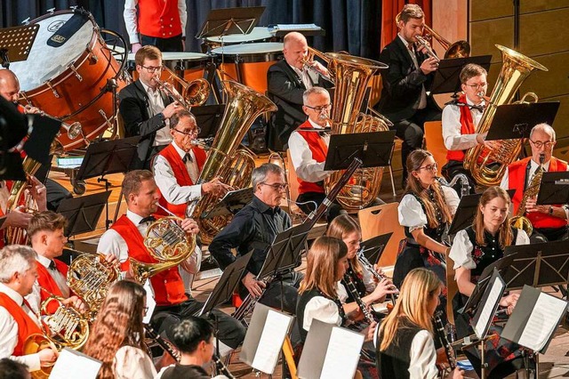 Die Schwarzwaldkapelle Mnstertal prs...sches Blasorchester der Spitzenklasse.  | Foto: Paul Eischet