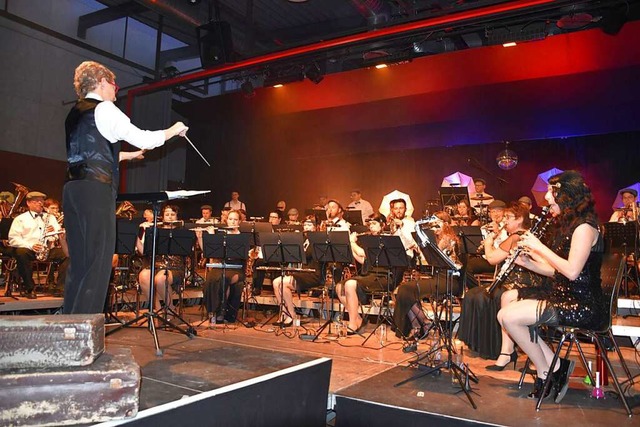 Der Musikverein Riegel bot am Samstaga...erlebnis in einmalig schnem Ambiente.  | Foto: Roland Vitt