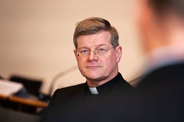 Die AG hat dem  amtierenden Erzbischof... Macht  geteilt und kontrolliert wird.  | Foto: Silas Stein (dpa)