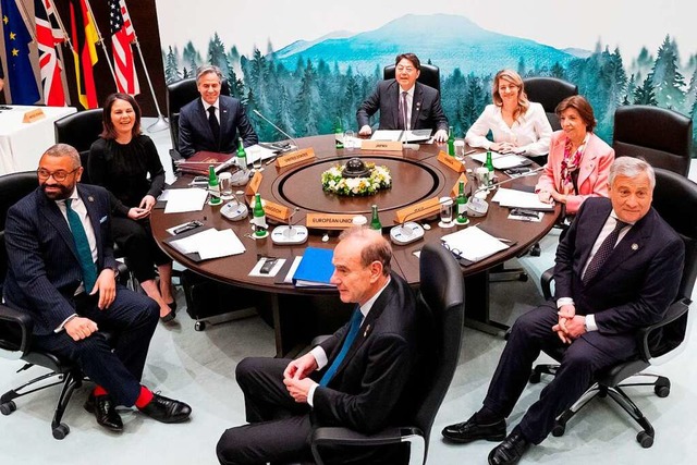 Auenministerinnen und -minister der G7-Staaten im japanischen Karuizawa.  | Foto: YUICHI YAMAZAKI (AFP)