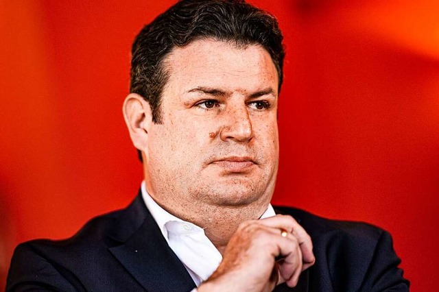 Arbeitsminister Hubertus Heil hat noch...r Arbeitszeiterfassung verffentlicht.  | Foto: Fabian Sommer (dpa)