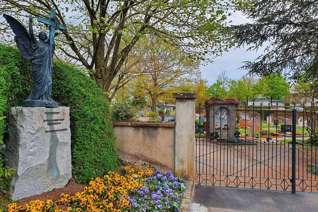 Der Friedhof in Neuenburg soll in den kommenden Jahrzehnten umgestaltet werden.  | Foto: Hannes Selz